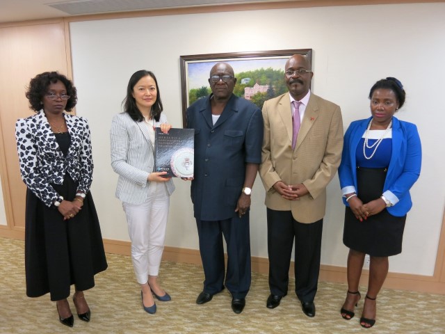 1604548442784616.jpg 20150522144223481.jpg