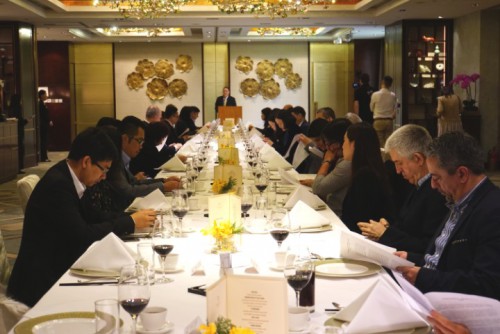 A Fundação Macau trocou impressões com os órgãos de comunicação social.