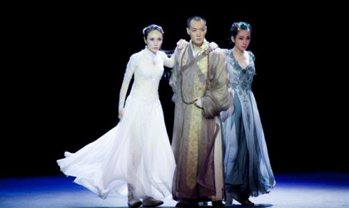 Yuan Quan e Qin Hailu, actrizes dramáticas famosas, apresentam “A Cobra Verde” em Junho